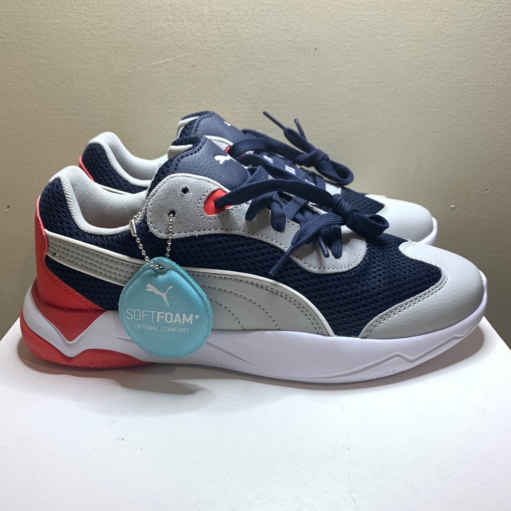 Puma - Picture 4 of 7